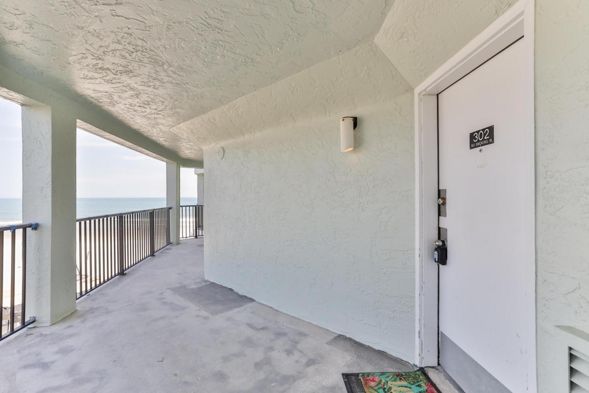 1 Bedroom -1 Bath With Ocean Views At Ocean Trillium 302 New Smyrna Beach Ngoại thất bức ảnh