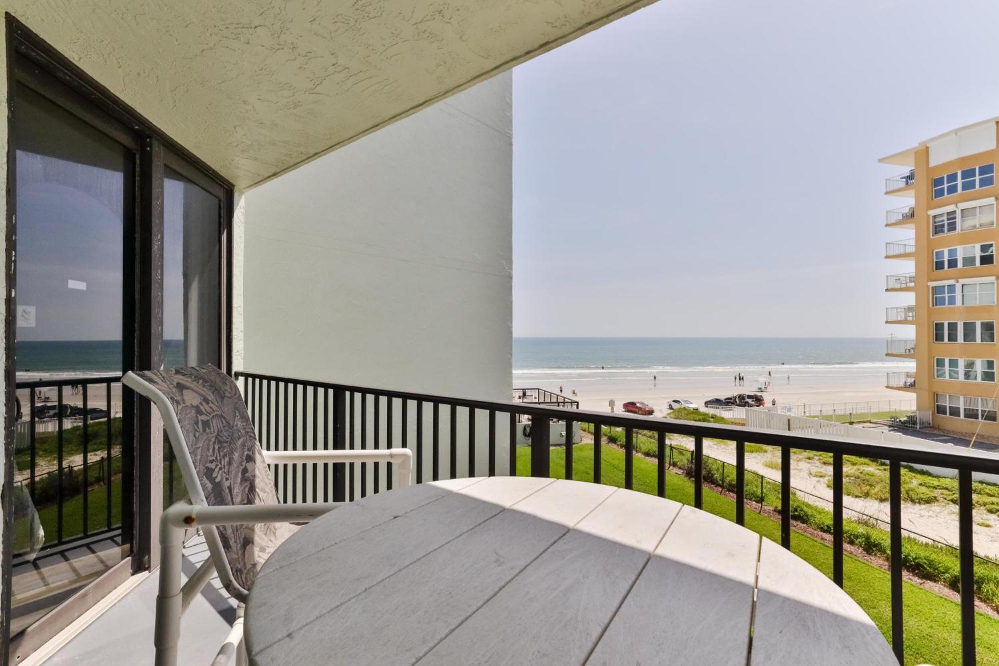 1 Bedroom -1 Bath With Ocean Views At Ocean Trillium 302 New Smyrna Beach Ngoại thất bức ảnh